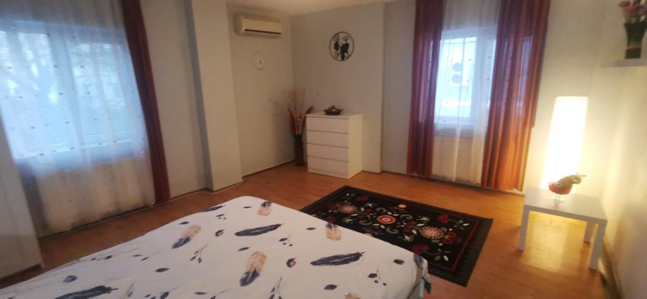 Andreea'S Apartments-Old Town Bükreş Dış mekan fotoğraf
